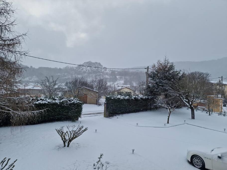Gite L'Enclos O Rendez-Vous Roquefeuil-Pays De Sault- Avec Jardin Exteriér fotografie